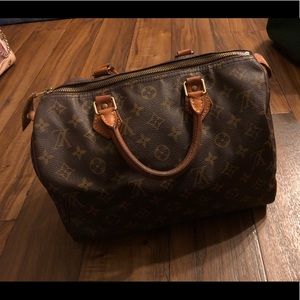 *SOLD* Louis Vuitton Speedy 30 Classic